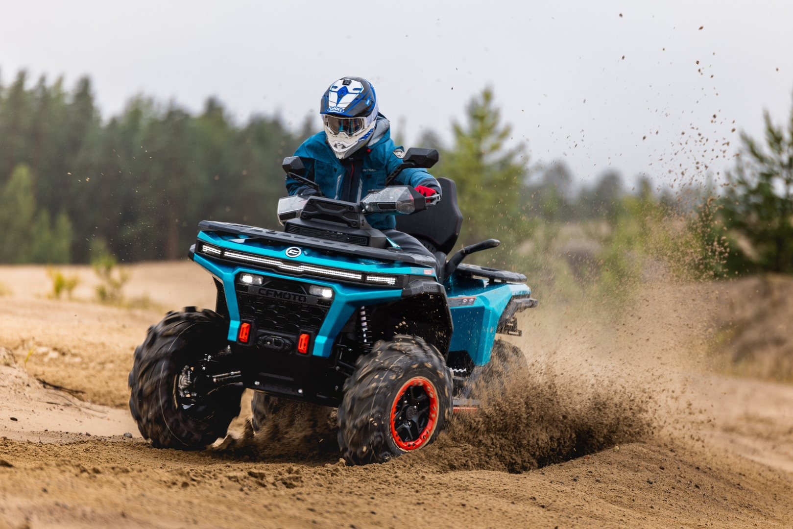 CFMOTO CFORCE 650 EPS —